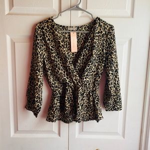 Leopard top